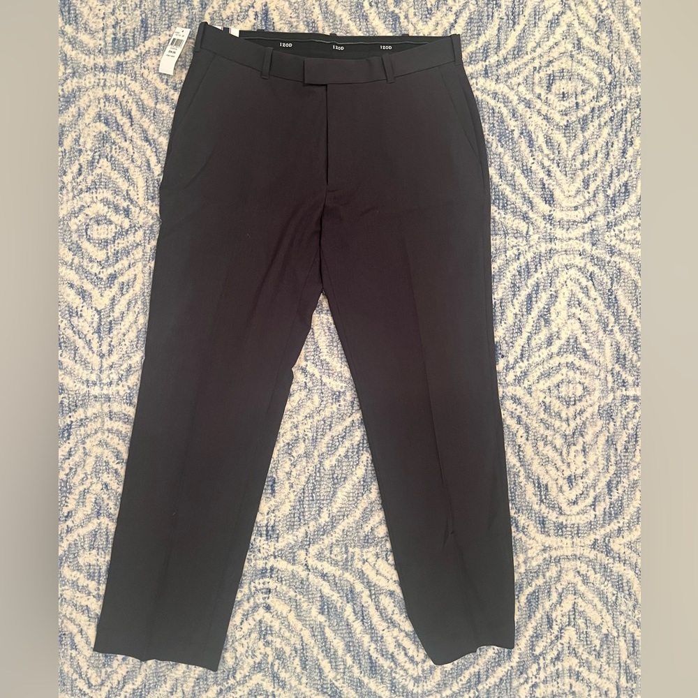 Izod Men's Performance Stretch Straight Dress Pants